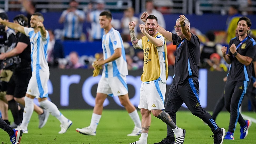 AP : Lionel Messi (c) celebrates his side's 1-0 victory over Colombia in the Copa America 2024 final
